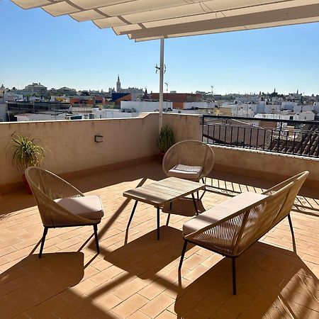Casa De La Columna, Triana Apartment Севиля Екстериор снимка
