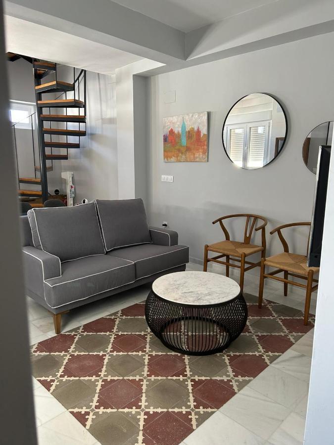 Casa De La Columna, Triana Apartment Севиля Екстериор снимка